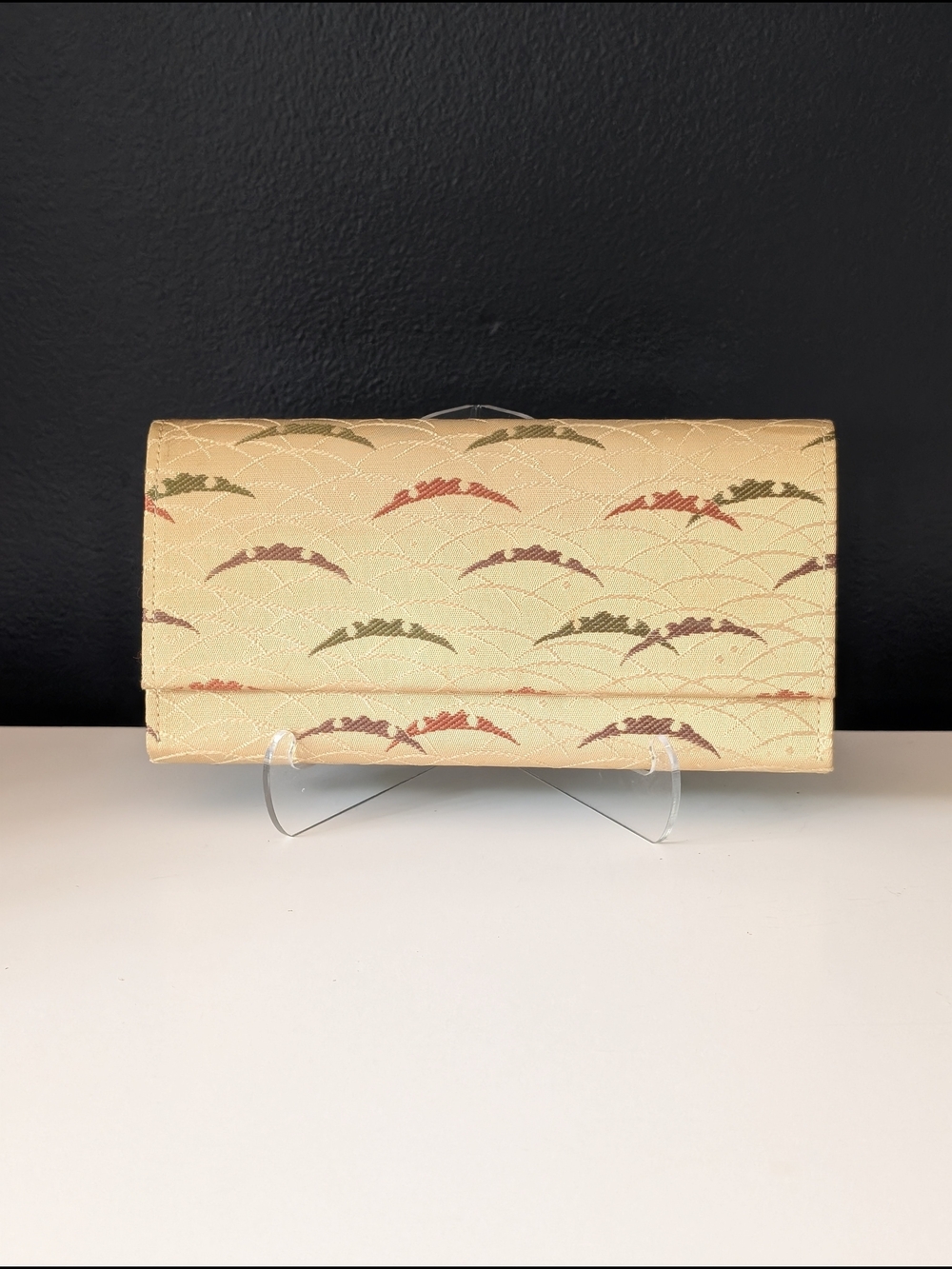 Shiseido Hanatsubaki Club Japanese Vintage  Kisslock Wallet